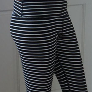 NWT SCORPIO SOL STRIPE LONG LEGGINGS PANTS M